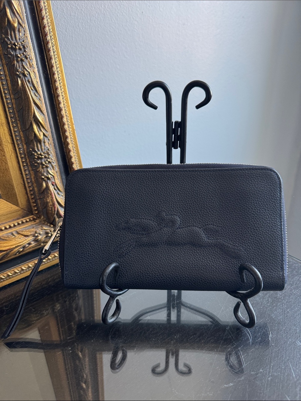 Longchamp Le Foulonné grained cowhide leather zip wallet in navy